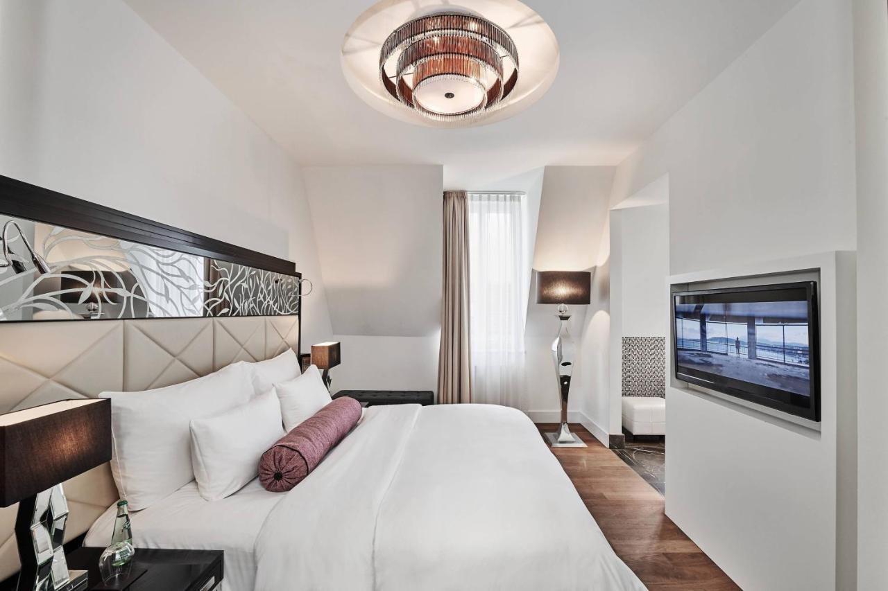Roomers Berlin Steinplatz, Autograph Collection Berlim Exterior foto