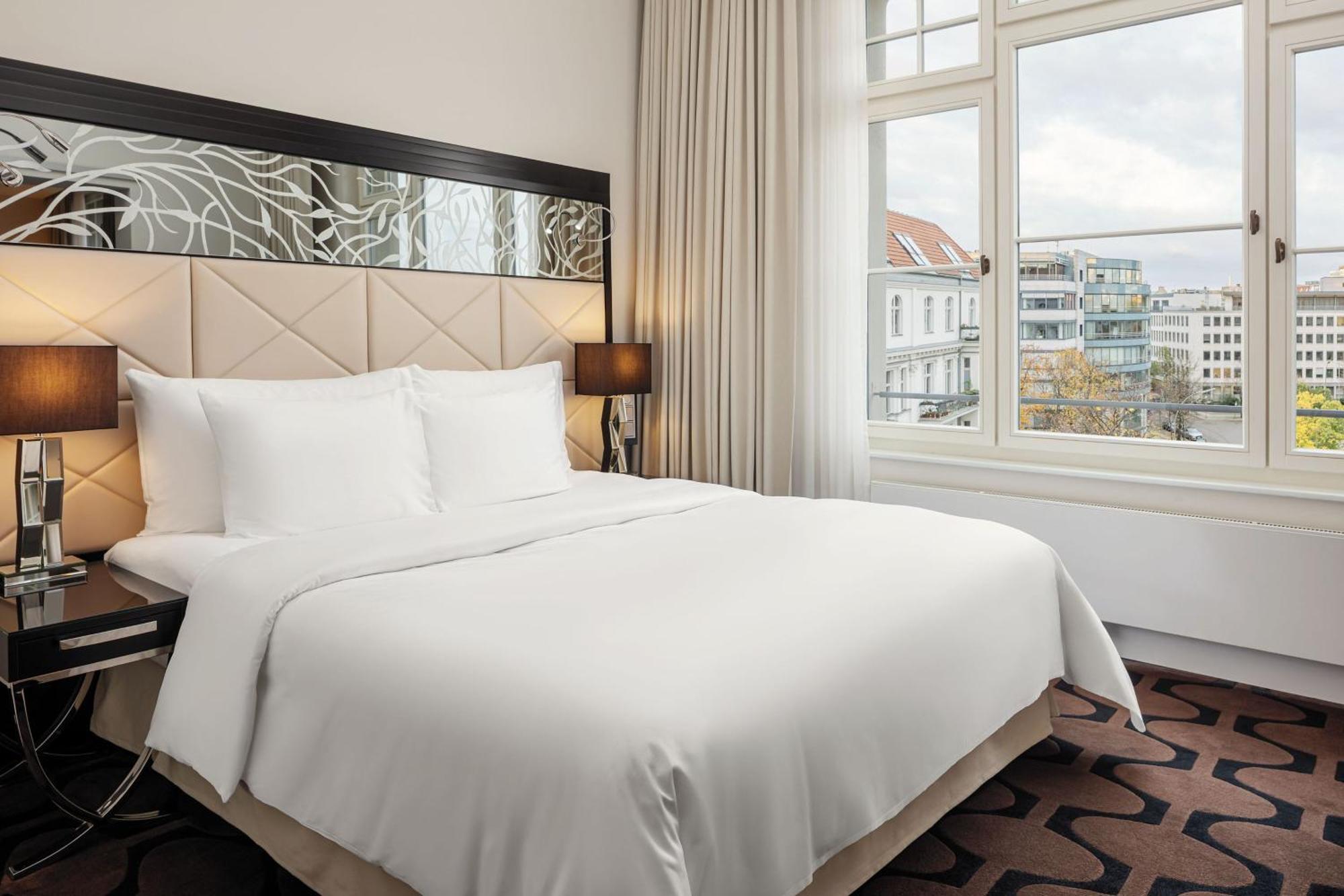 Roomers Berlin Steinplatz, Autograph Collection Berlim Exterior foto